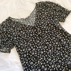 Elodie black and white floral button up blouse